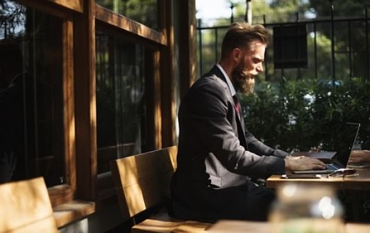 The business advantages of multilingual content writing services 